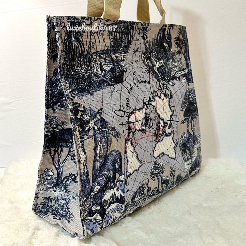 Christian Dior Around The World straw tote bag - Picture 3 of 9